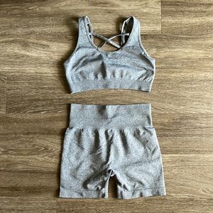 Criss-cross sports bra & shorts set